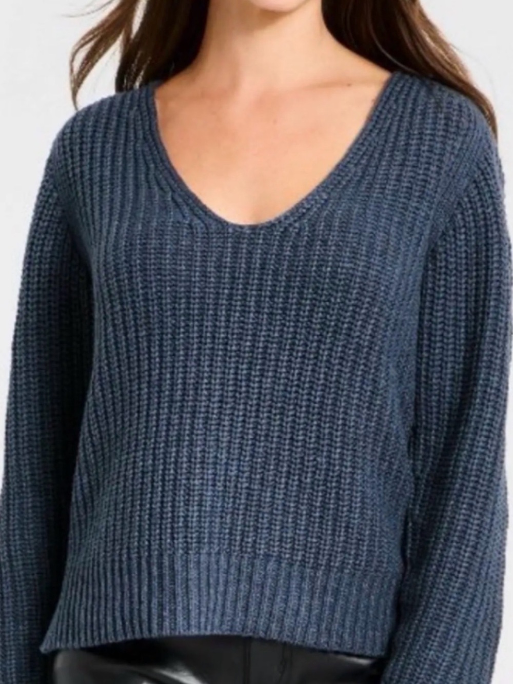 Universal Thread Women's V-Neck Chunky Knit Sweater - Slate Blue